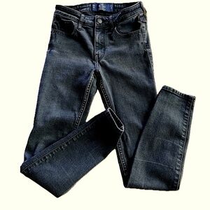Hollister black stretch denim High-Rise Super Skinny Jeans